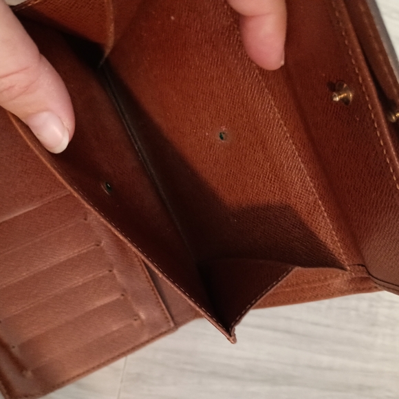 Louis Vuitton Pochette Passport Trifold Wallet Case Monogram - Picture 12 of 16